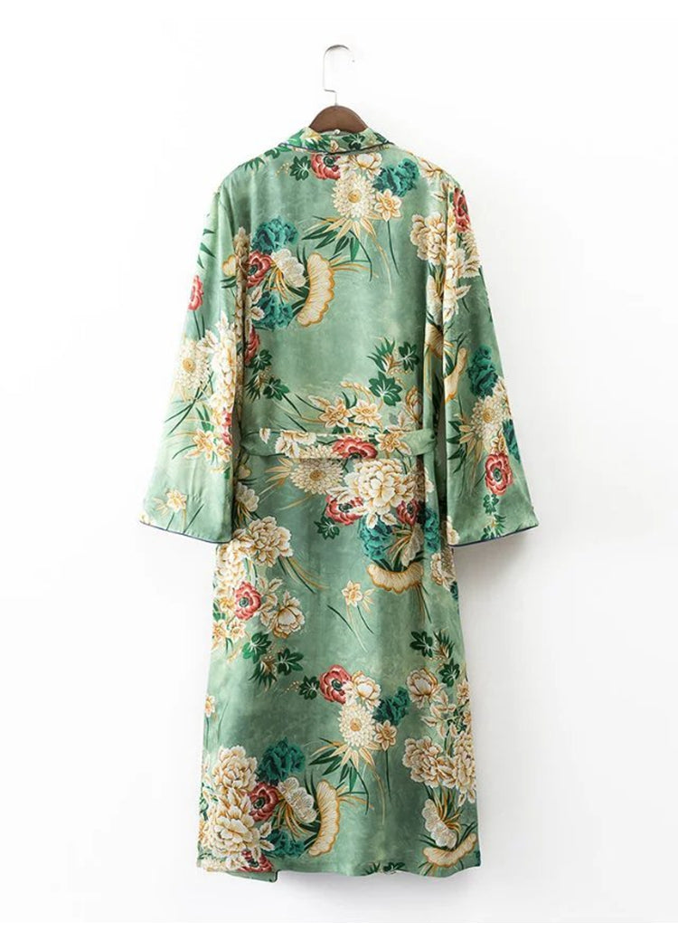 JAPANESE STYLE KIMONO