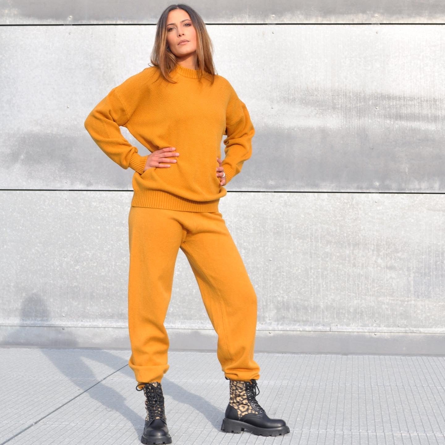 ORANGE VIDE CASUAL SET